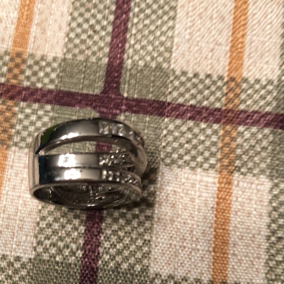 Silver ring - Picture 4 of 6